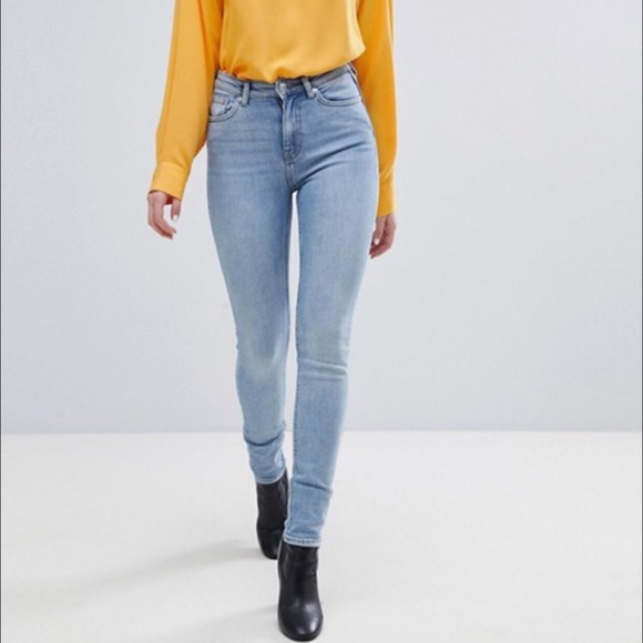 weekday jeans